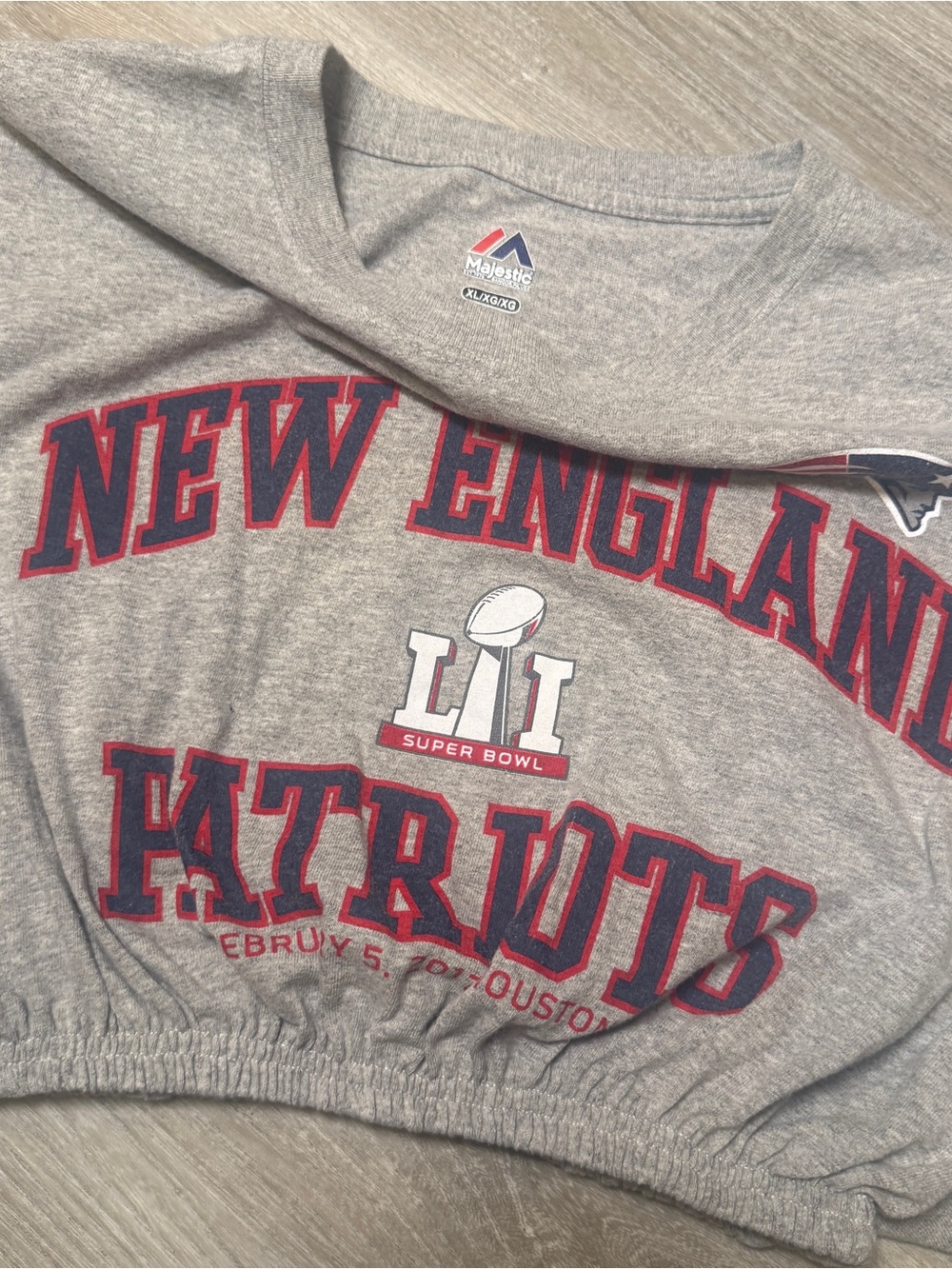 New England Patriots Reworked Custom Crop Top - Picture 4 of 5